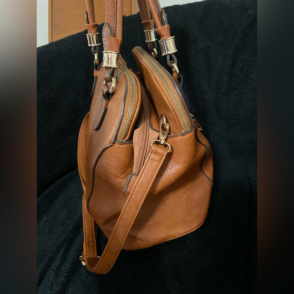 ‼️Coming Soon‼️ Cognac Bag - Picture 6 of 9